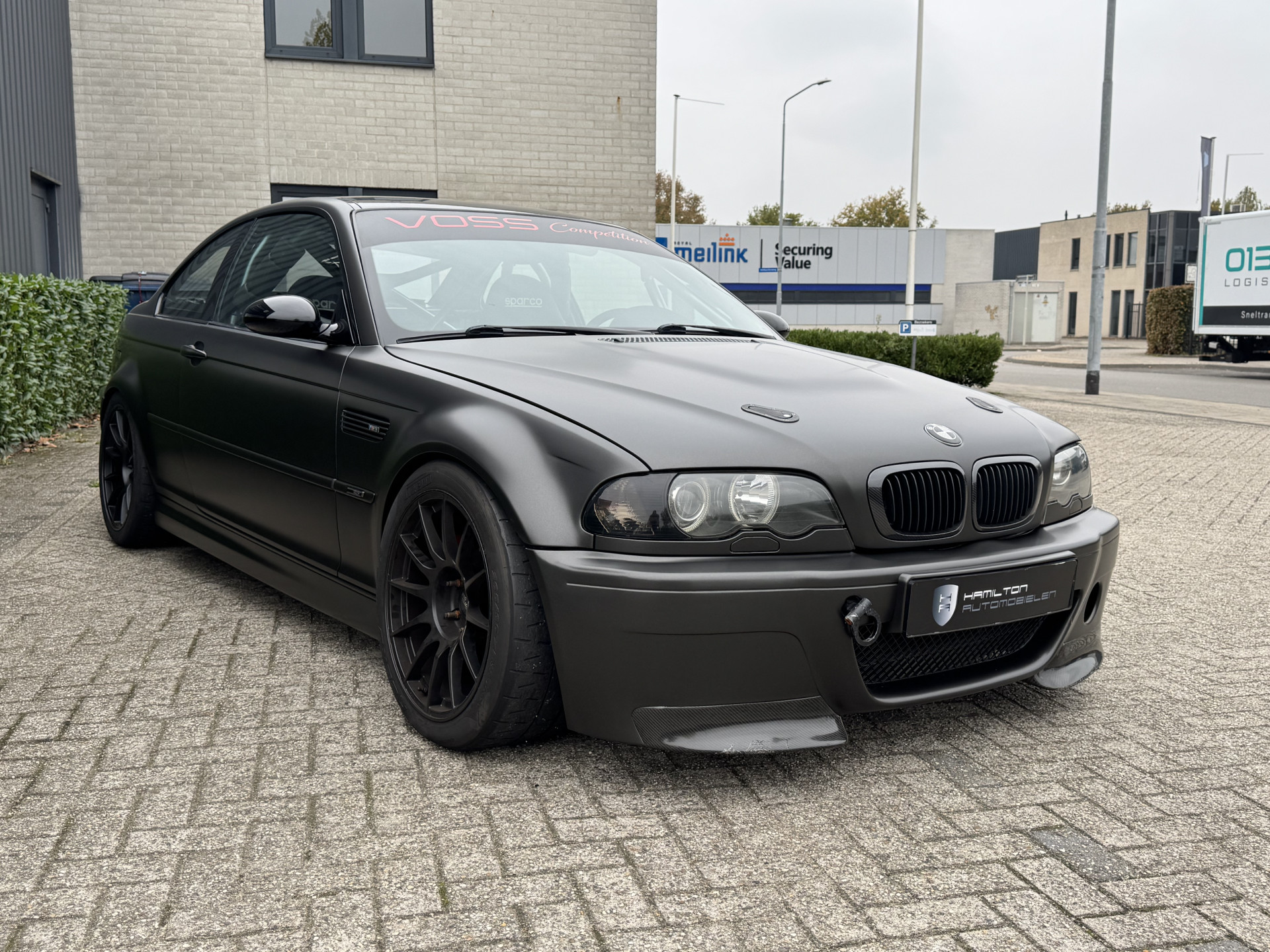 48541137-18.jpg