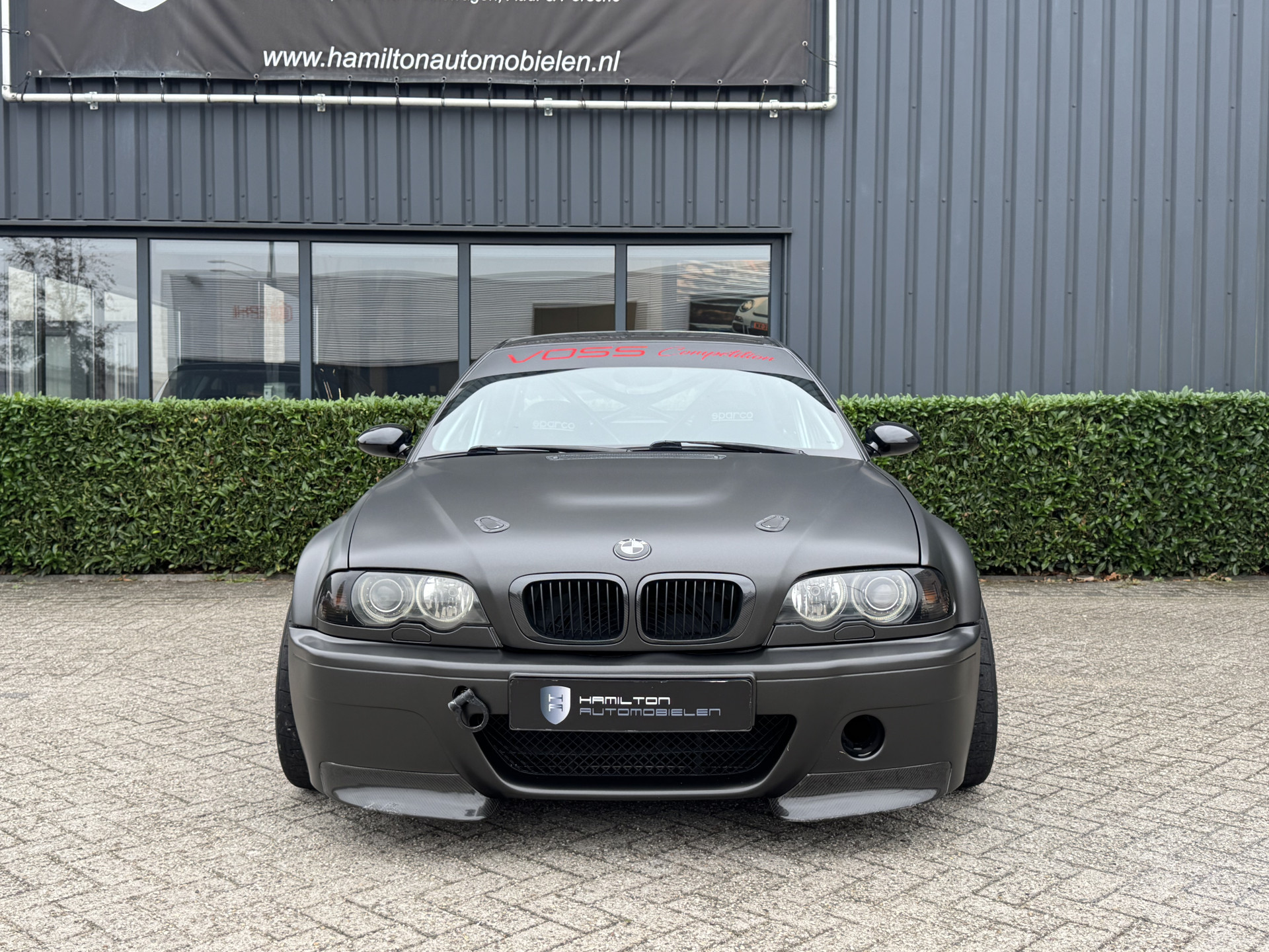 48541137-20.jpg