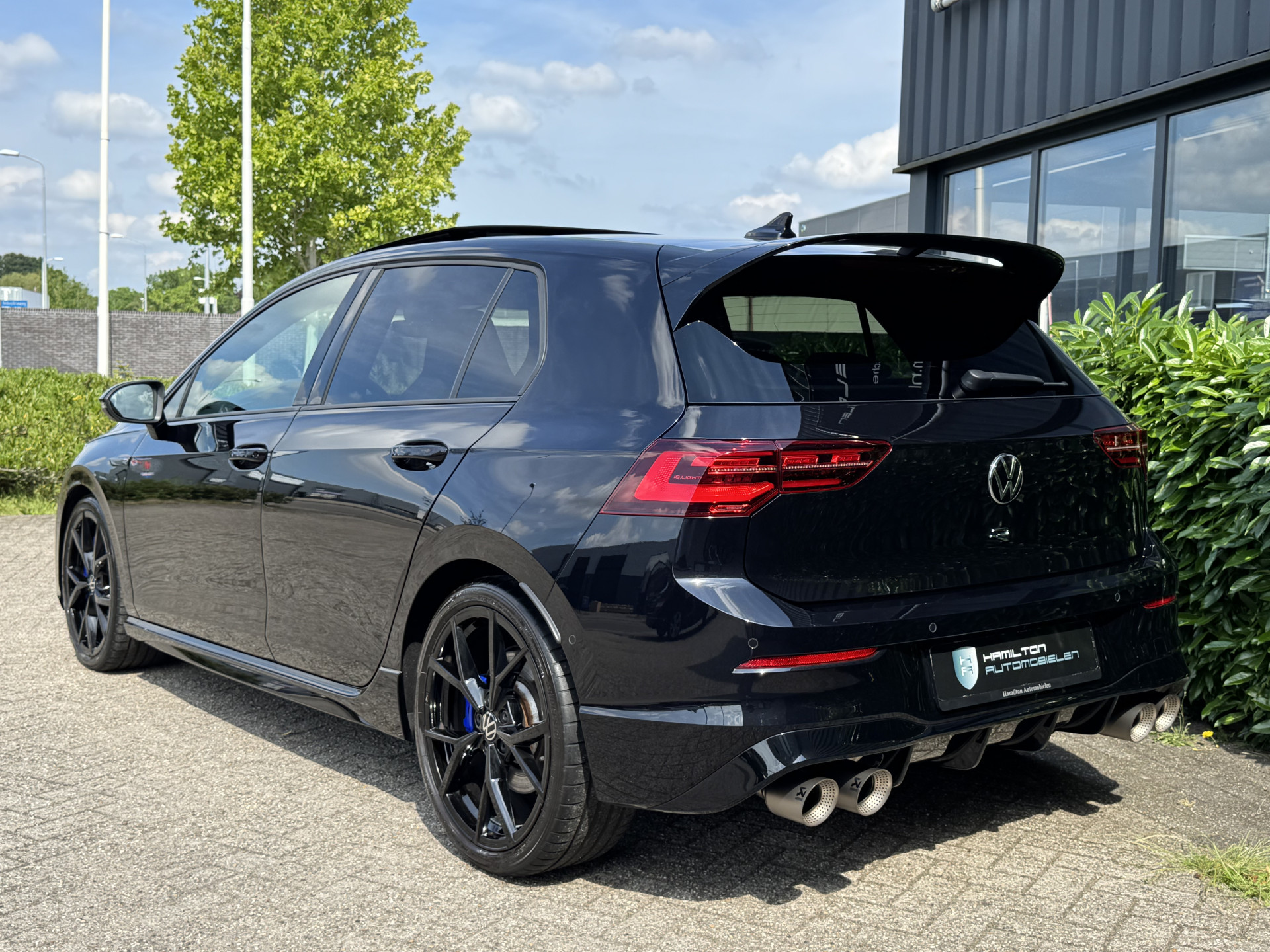 Volkswagen Golf 8 R Performance 2.0 TSI 320pk 4Motion DSG / Aut. 52150180-4.jpg | Hamilton Automobielen