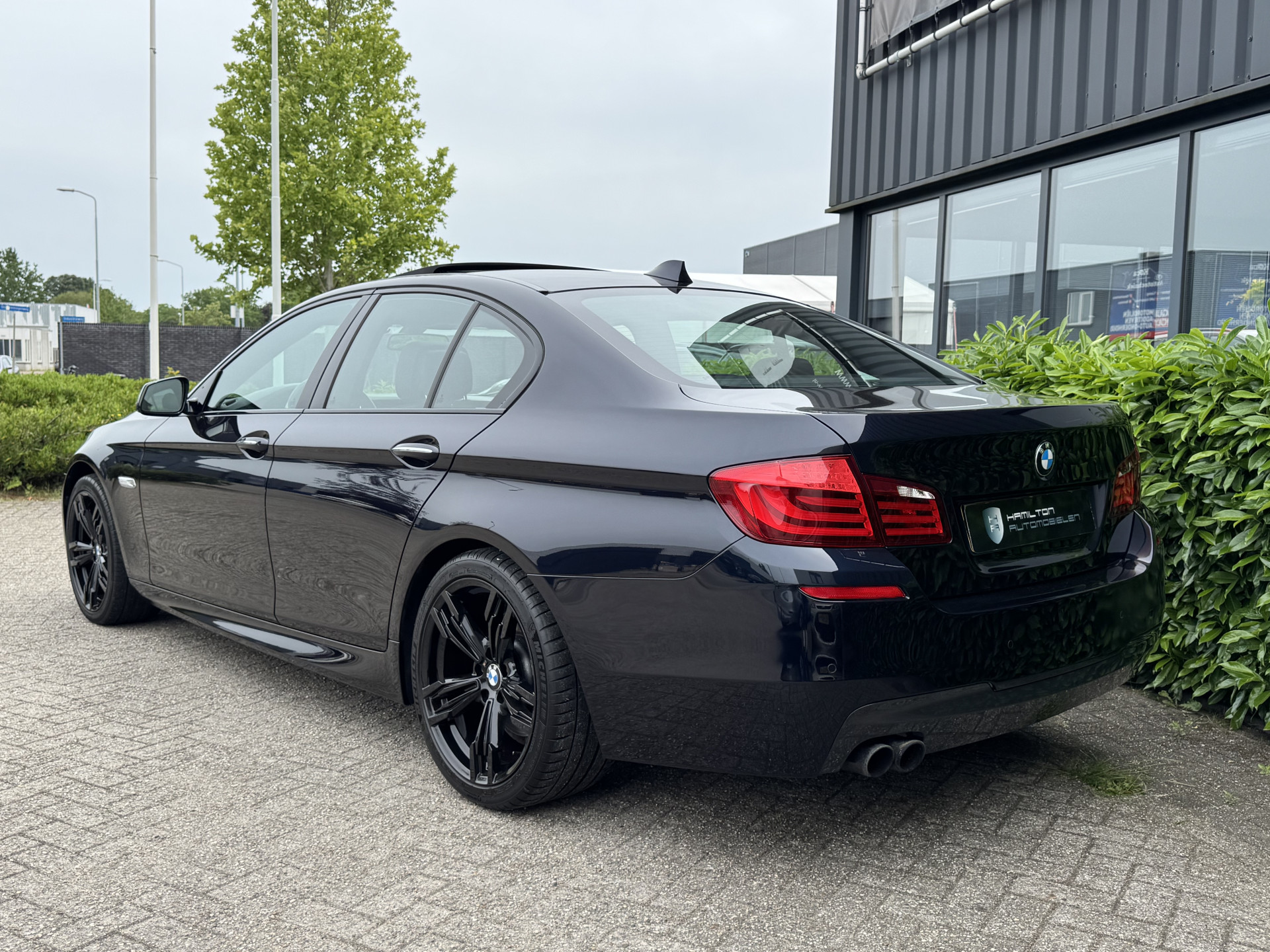 BMW 5 Serie 528i 245pk 53685042-4.jpg | Hamilton Automobielen