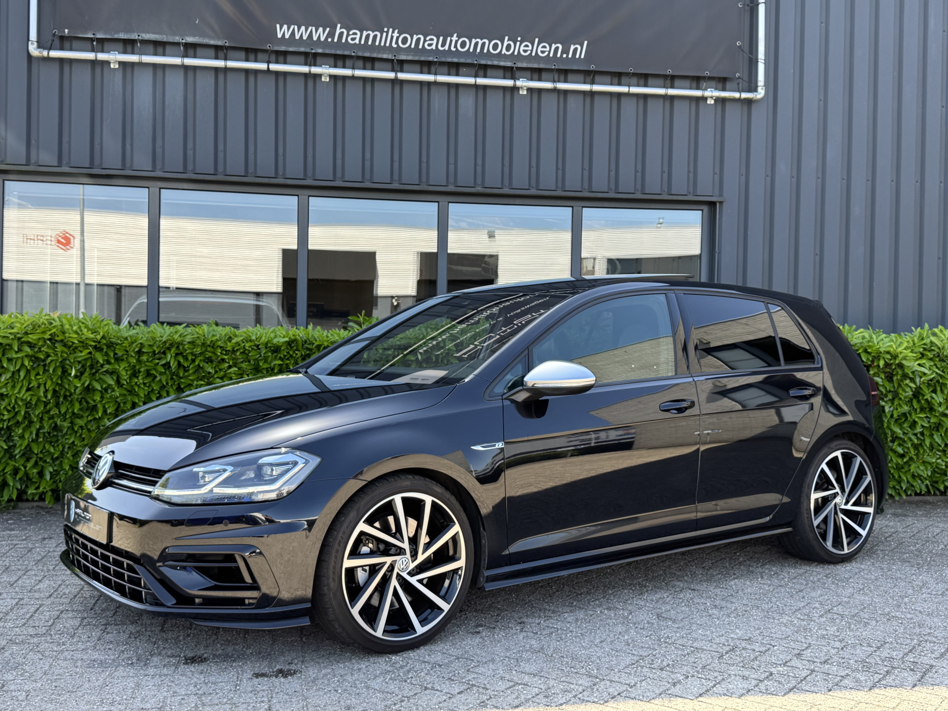 Volkswagen Golf 7,5 R Performance 2.0 TSI 301pk 4Motion DSG / Aut. 53782968-2.jpg | Hamilton Automobielen
