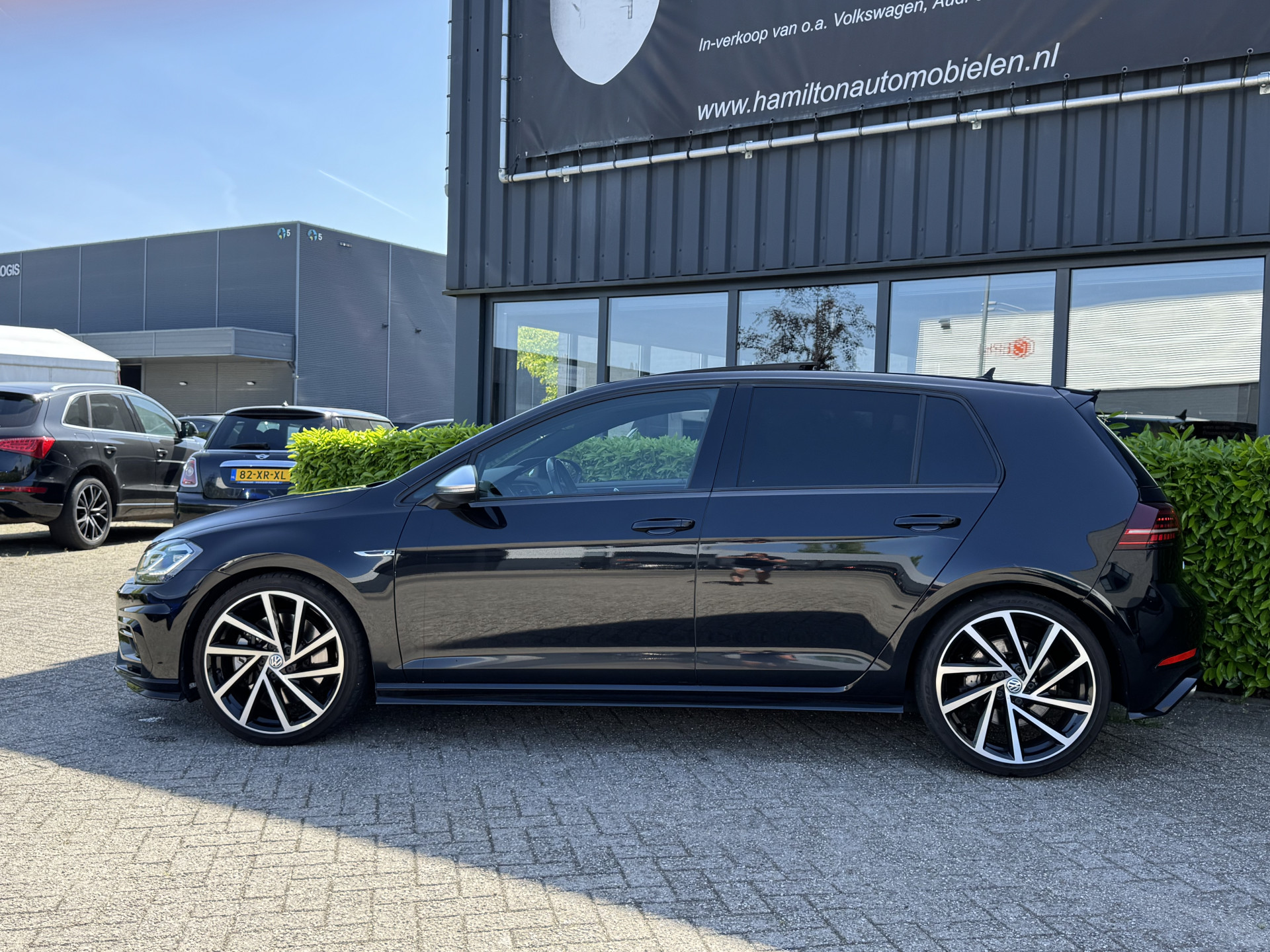 Volkswagen Golf 7,5 R Performance 2.0 TSI 301pk 4Motion DSG / Aut. 53782968-3.jpg | Hamilton Automobielen