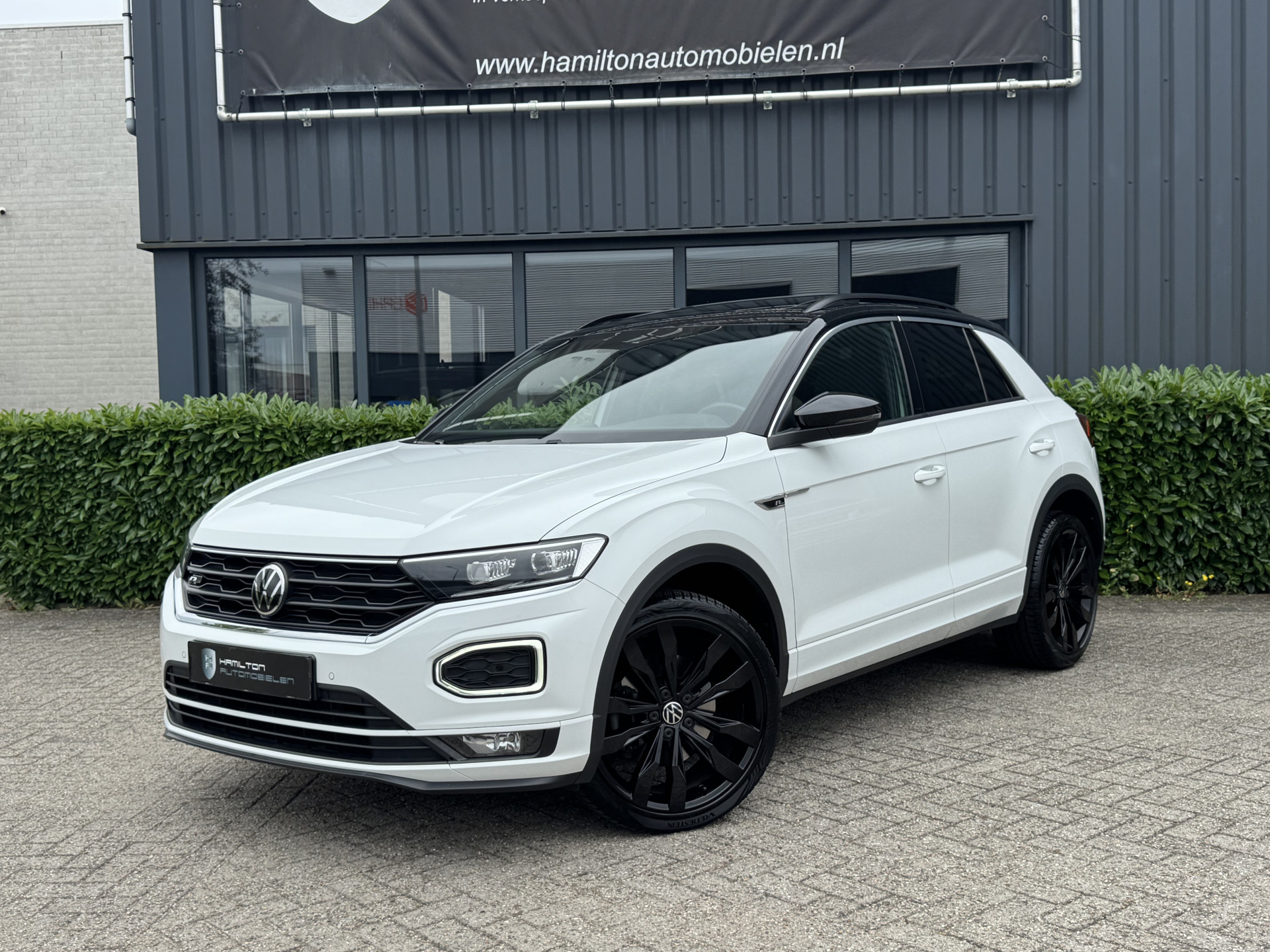 Volkswagen T-Roc 1.5 TSI 150pk R-Line DSG / Aut. 54723055-0.jpg | Hamilton Automobielen