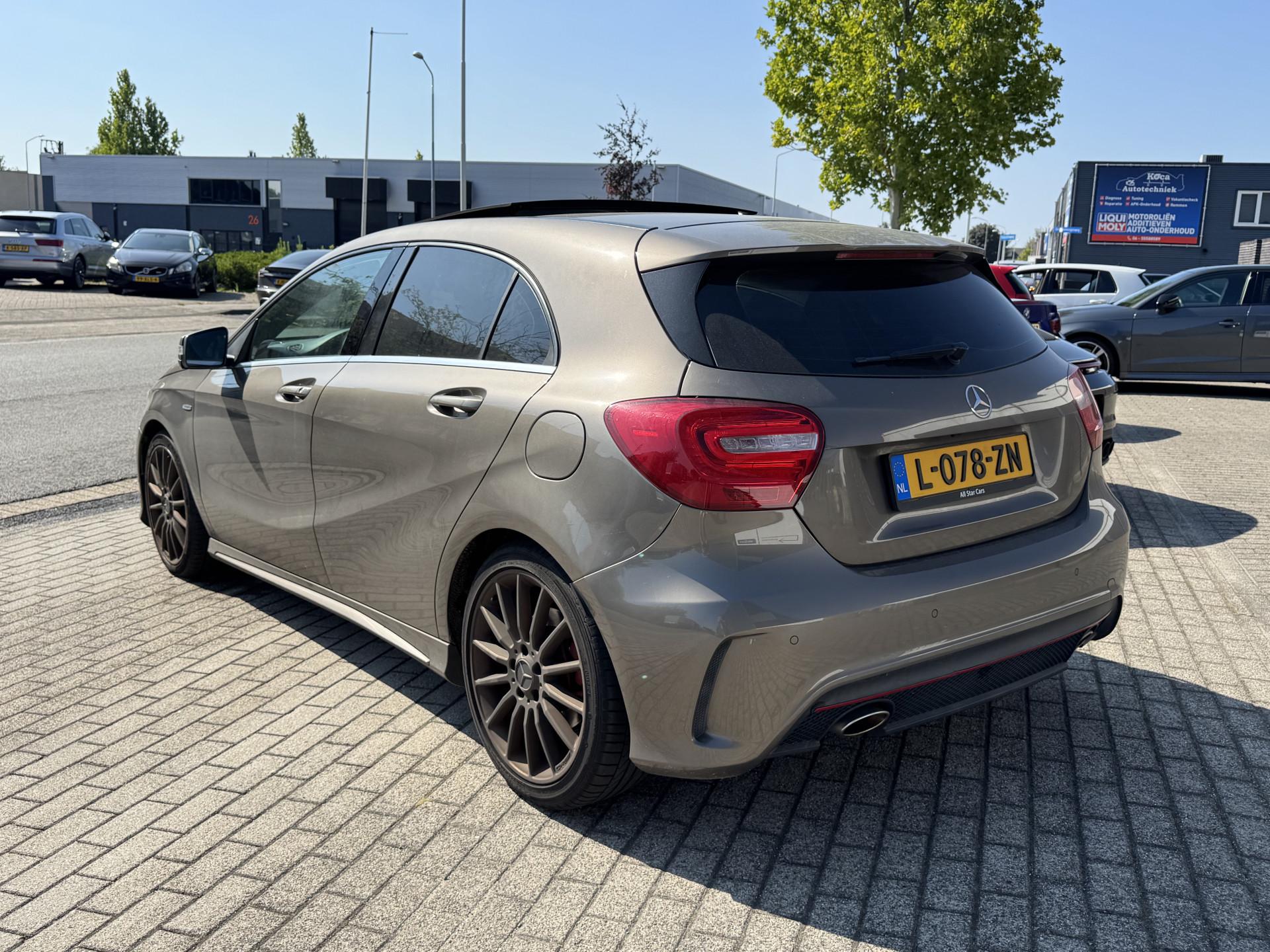 Mercedes-Benz A-Klasse 250 AMG 211pk Aut. Sport Ambition 54928320-2.jpg | Hamilton Automobielen