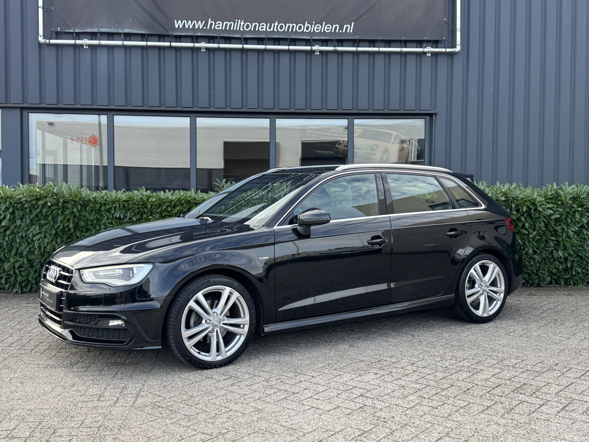 Audi A3 Sportback 1.4 TFSI 150pk CoD S-Line Attraction 56518656-2.jpg | Hamilton Automobielen