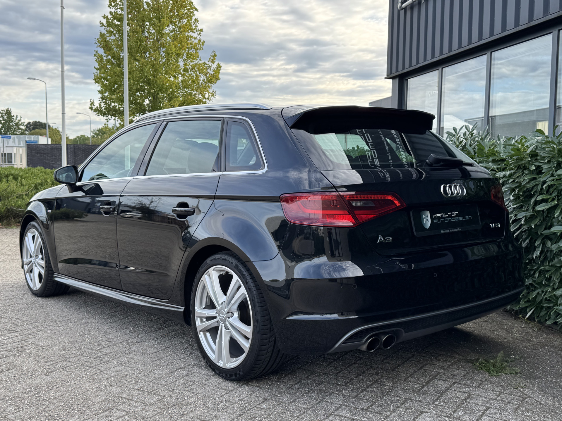 Audi A3 Sportback 1.4 TFSI 150pk CoD S-Line Attraction 56518656-4.jpg | Hamilton Automobielen