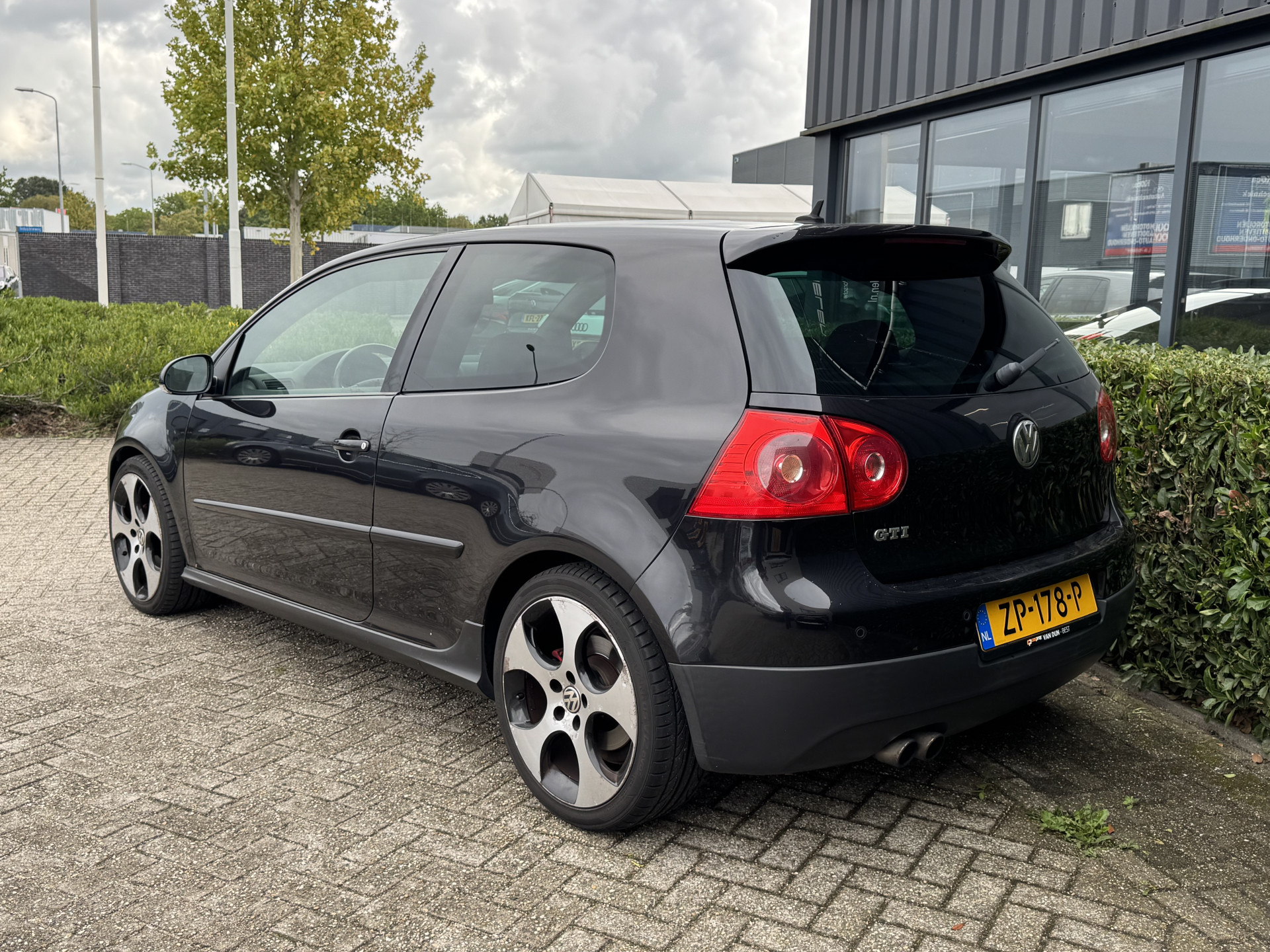 Volkswagen Golf 5 GTI 2.0 TFSI 200pk 56752358-2.jpg | Hamilton Automobielen