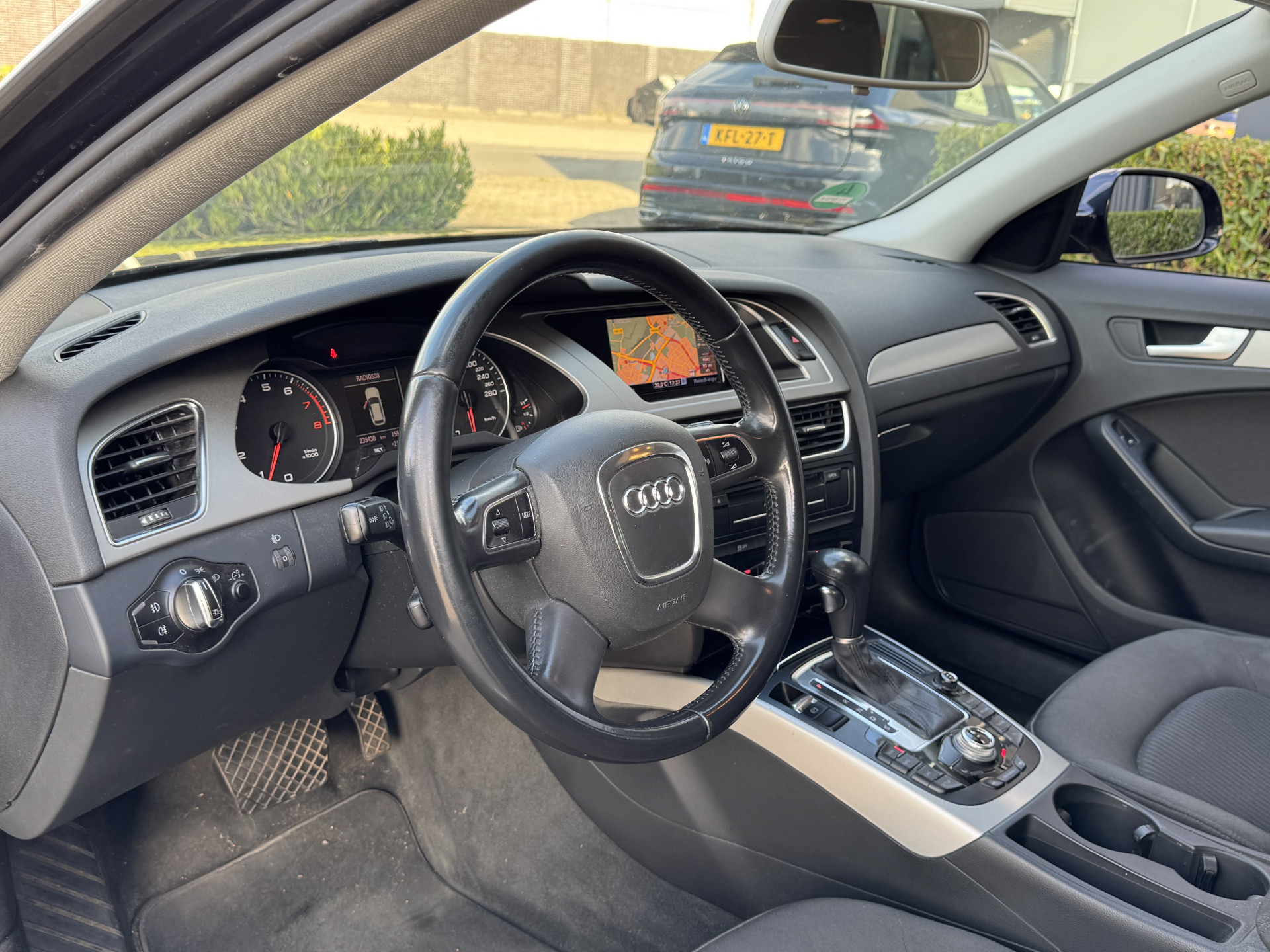 Audi A4 Avant 1.8 TFSI 120pk Aut. Pro Line Business 56816348-4.jpg | Hamilton Automobielen