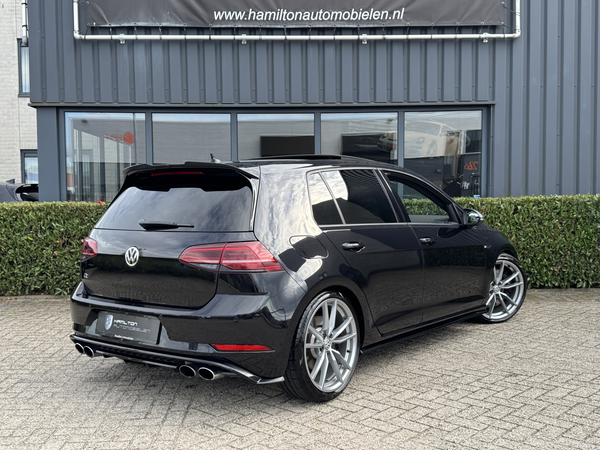 Volkswagen Golf 7,5 R 2.0 TSI 310pk 4Motion DSG / Aut. 57103998-1.jpg | Hamilton Automobielen