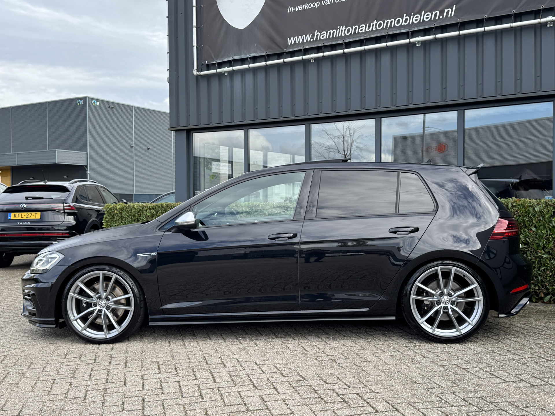Volkswagen Golf 7,5 R 2.0 TSI 310pk 4Motion DSG / Aut. 57103998-3.jpg | Hamilton Automobielen