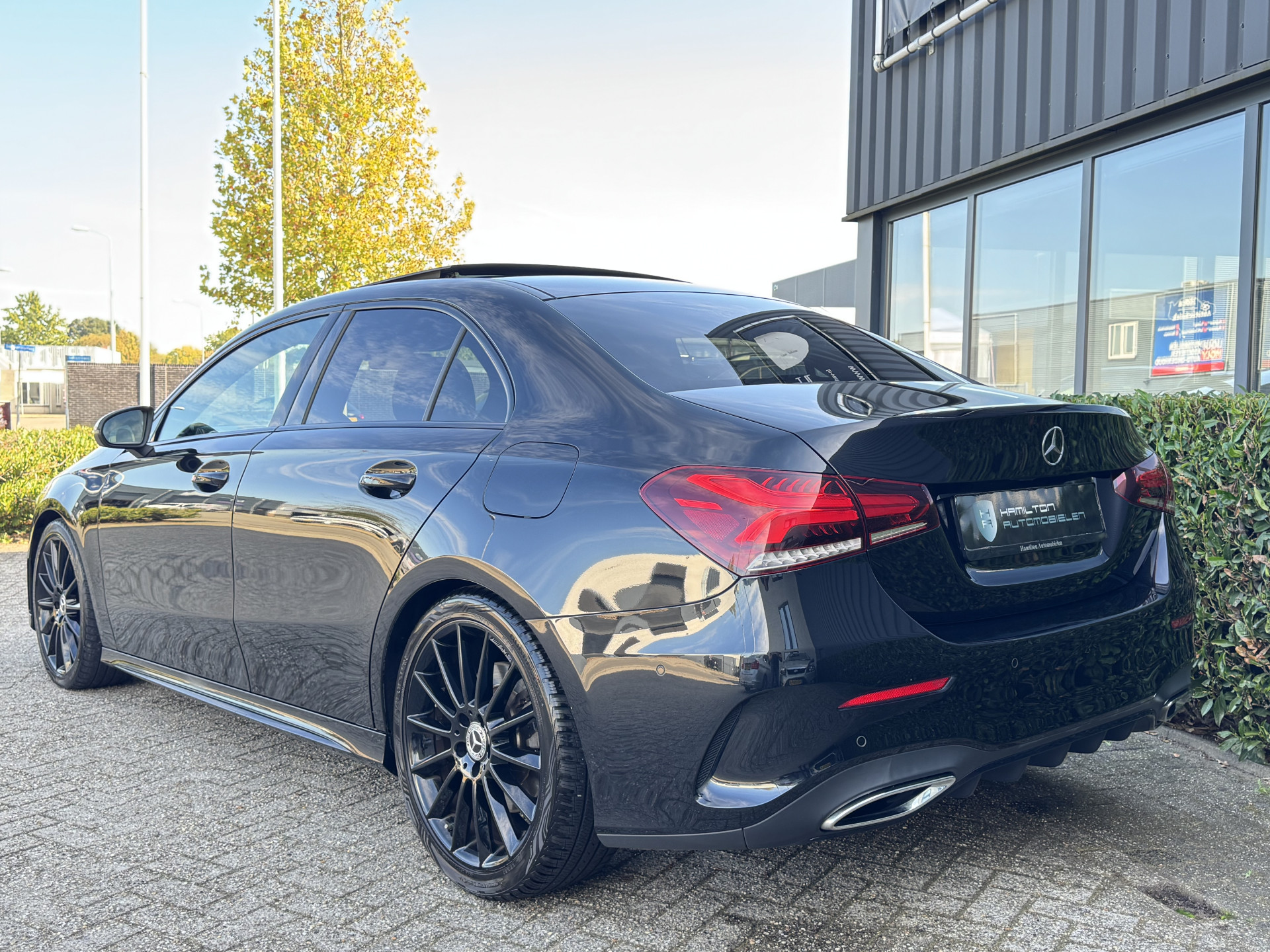 Mercedes-Benz A-Klasse A 250 AMG Limousine 225pk Aut. Premium Plus 57286737-4.jpg | Hamilton Automobielen
