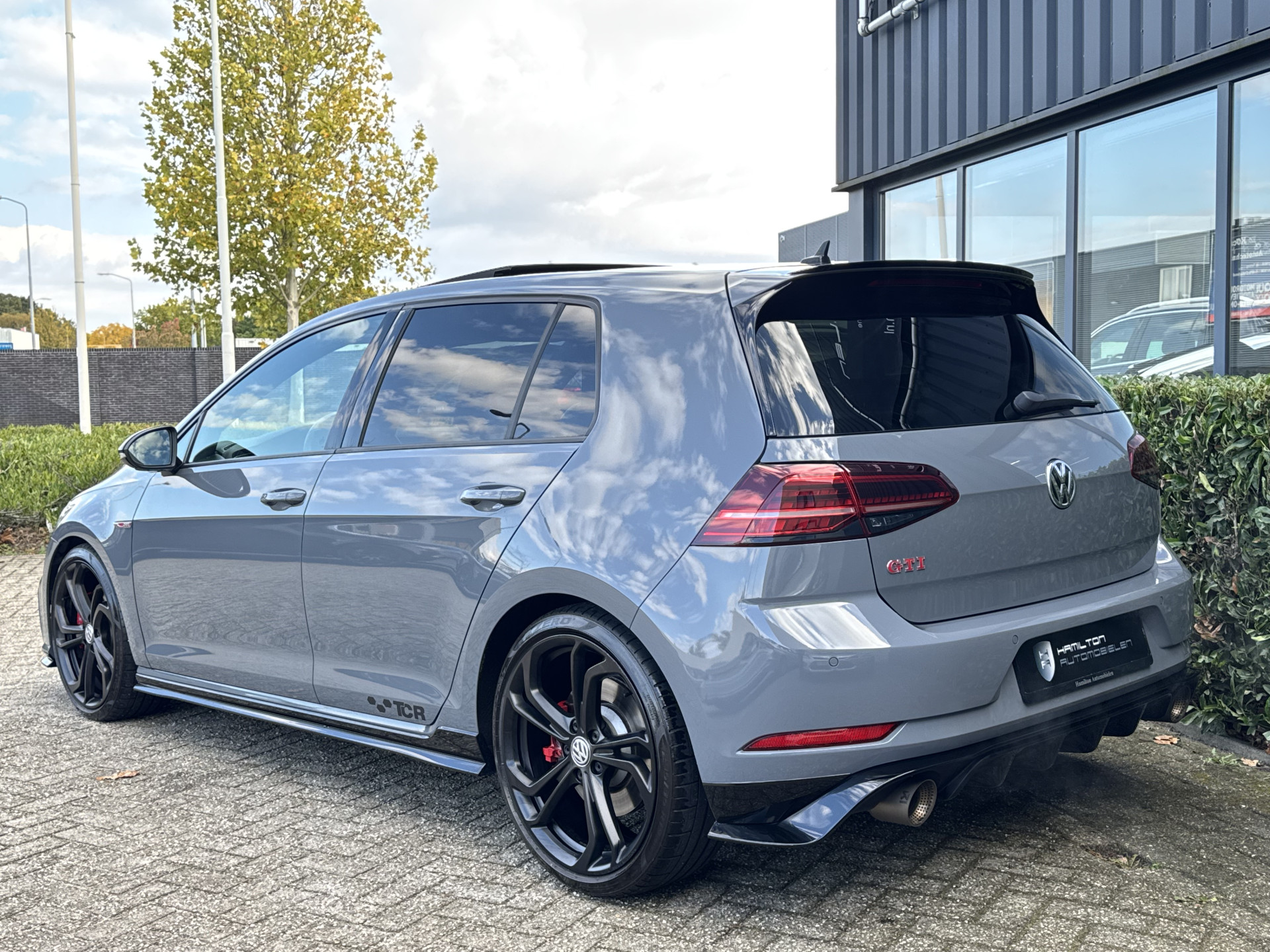 Volkswagen Golf 7,5 GTI TCR 2.0 TSI 290pk DSG / Aut. 57499832-4.jpg | Hamilton Automobielen