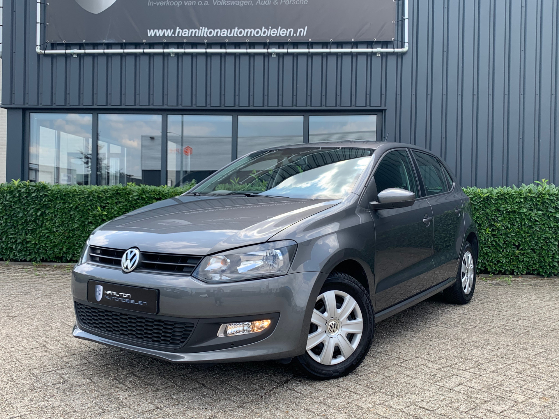 Grijze volkswagen polo best sale